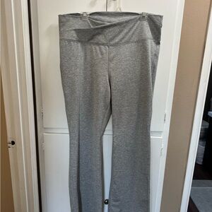 Old Navy 2X Gray Cloud Comfy Boot Cut Leggings